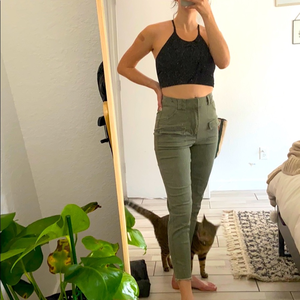 NWOT hollister high rise army green crop